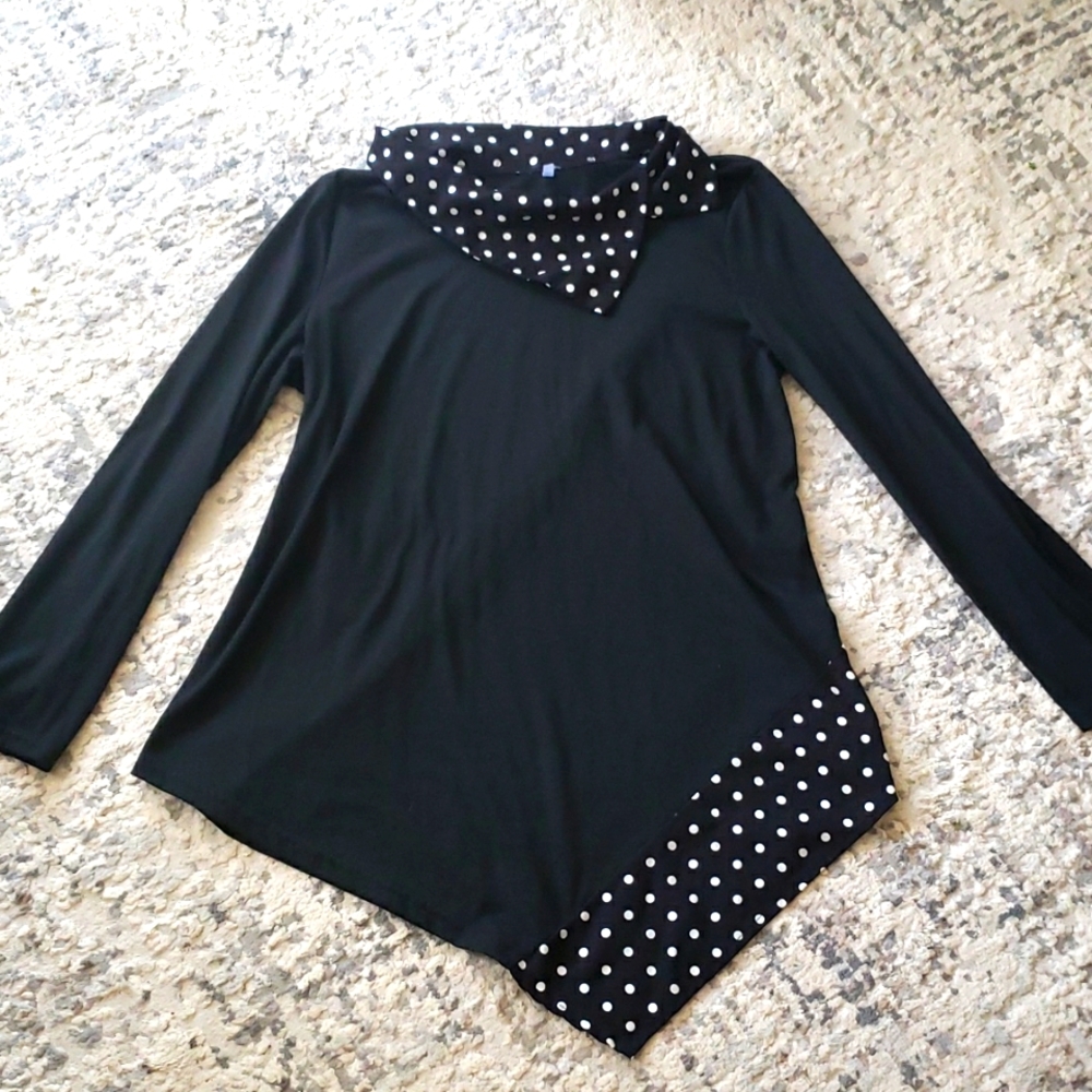 🐱3/$10 Lucky Longsleeve Top
